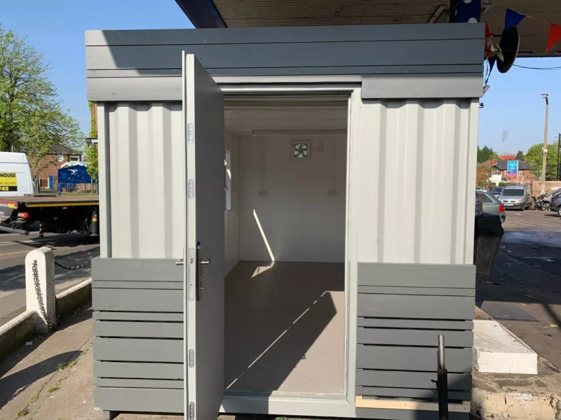 16ft x 8ft shipping container – street food/coffee shop/food kiosk - Image 3