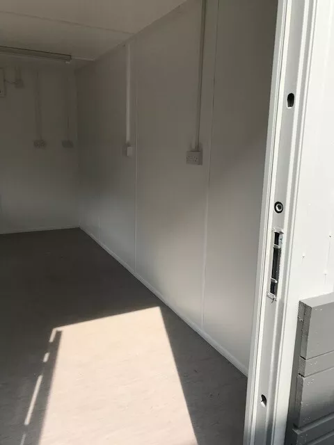 16ft x 8ft shipping container – street food/coffee shop/food kiosk - Image 7