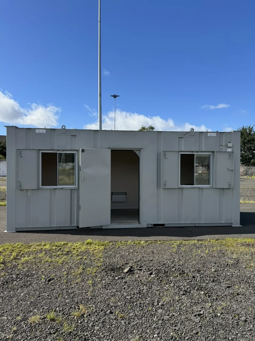 20FT OFFICE/CANTEEN ANTI VANDAL CONTAINER - Image 2