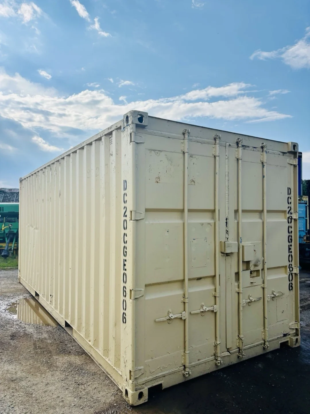 20ft Shipping Container. Excellent Condition. Delivery Available. - Image 2