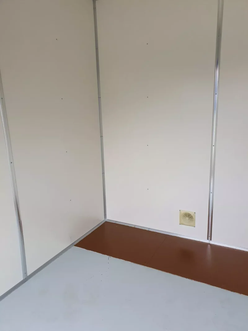 40ft Containers as Self Storage Rooms – Insulated – Ply Lined – Premium - Image 6