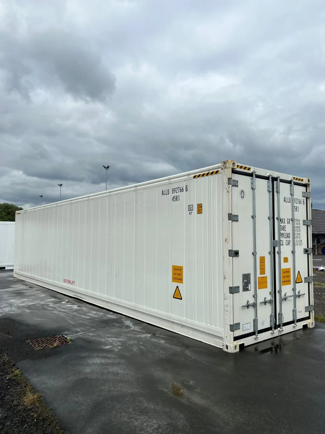 40FT HIGH CUBE REFRIGERATED REEFER SHIPPING CONTAINER (BRAND NEW) - Image 2