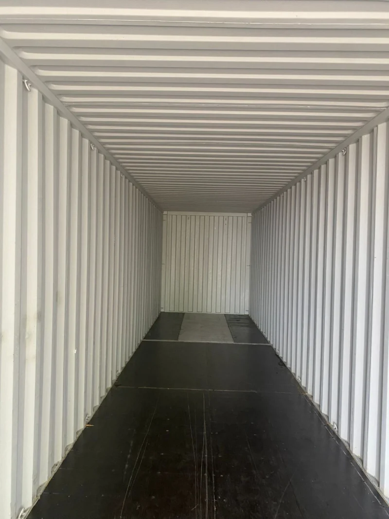 40ft USED Storage or Shipping Container Wind & Watertight - Image 5