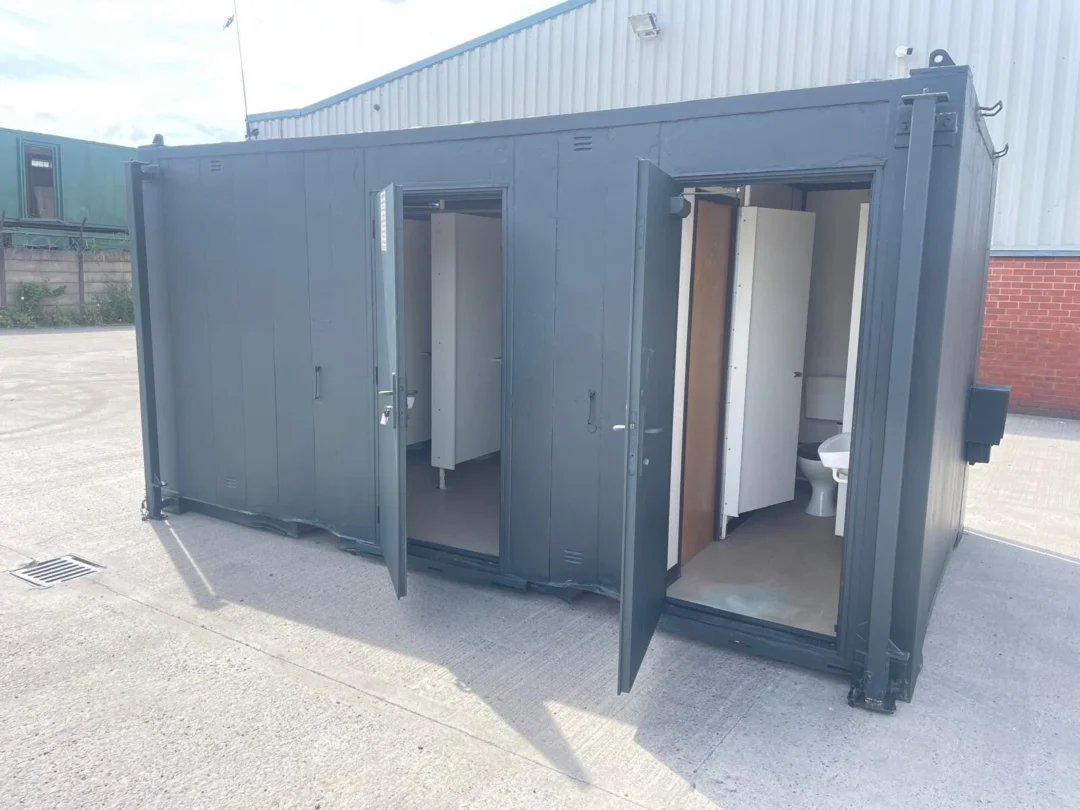 Anti vandal portable 3 plus 1 toilet unit in bury – Best service guaranteed - Image 2