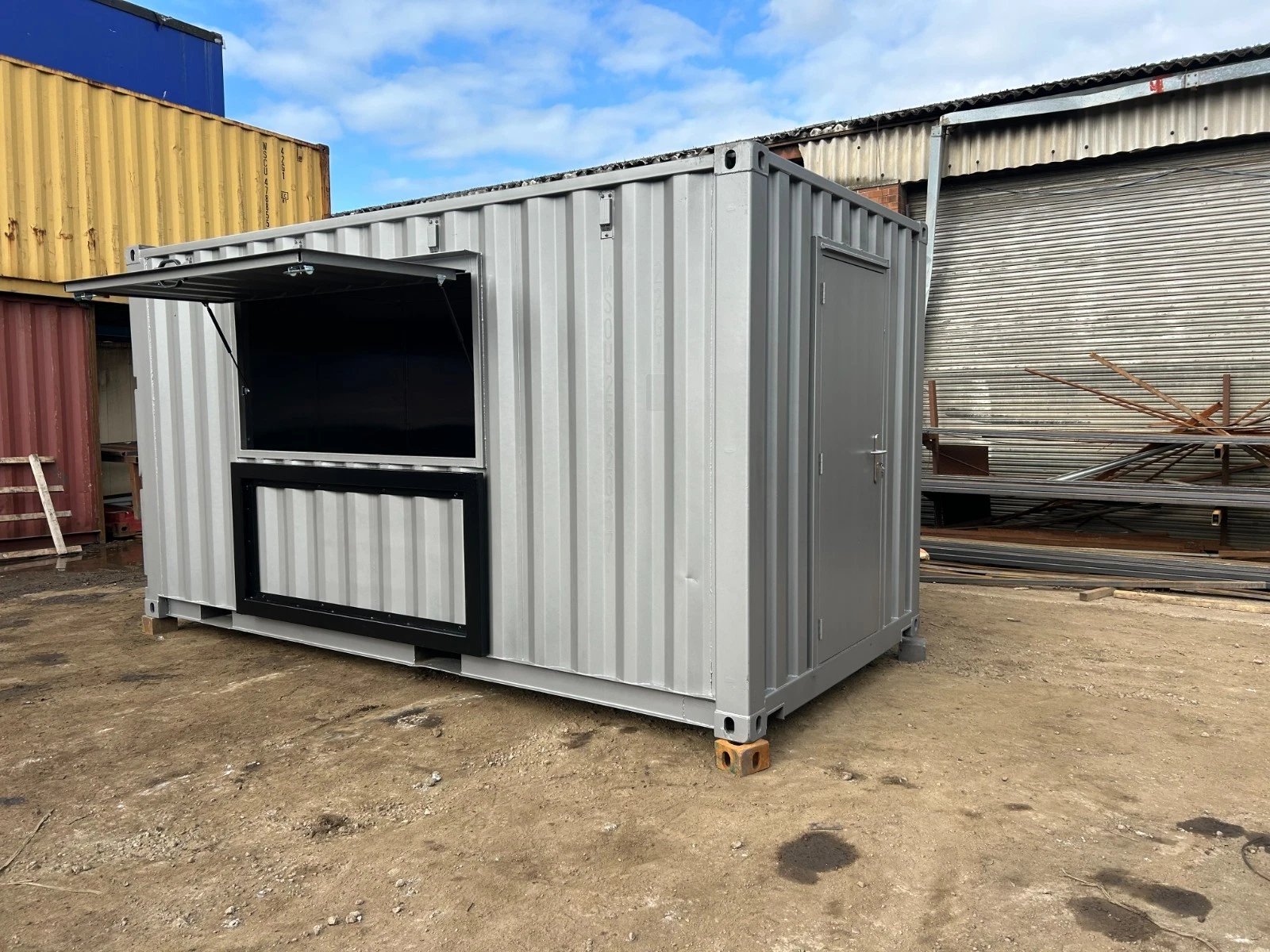 butty van Shipping Container – 20ft x 8ft – street food – nationwide - Image 2