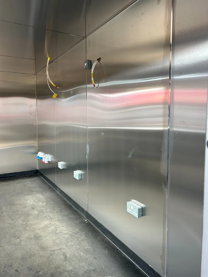 butty van Shipping Container – 20ft x 8ft – street food – nationwide - Image 3