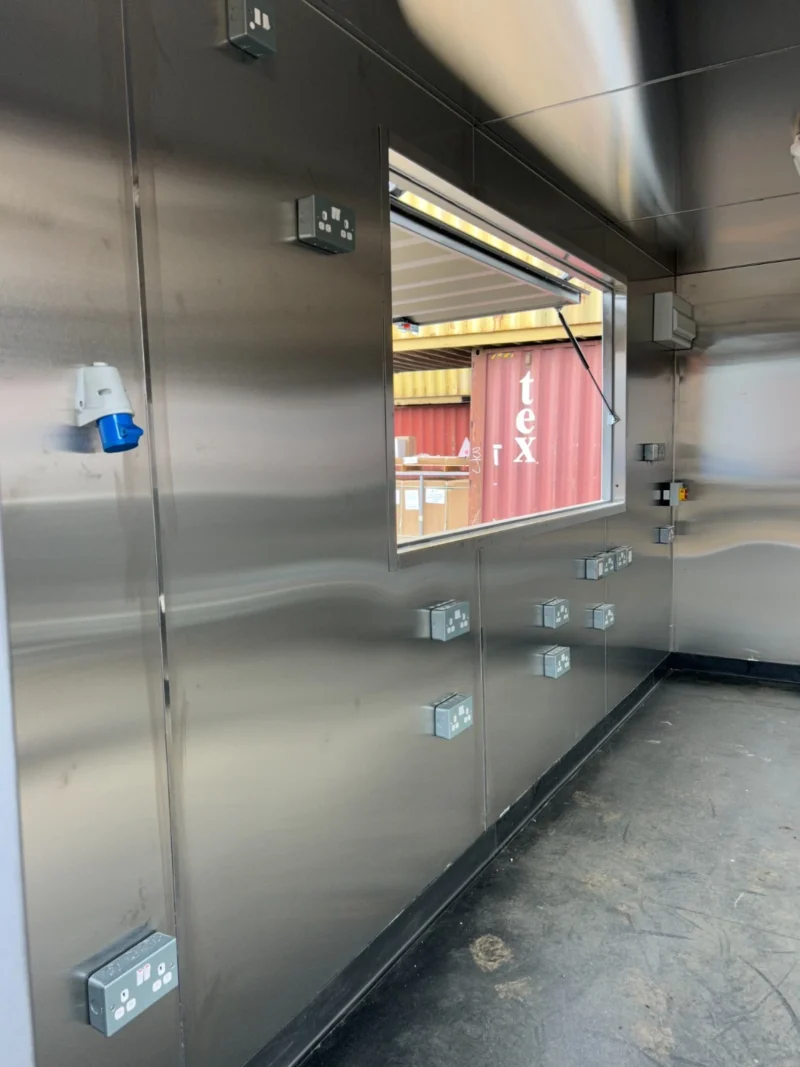 butty van Shipping Container – 20ft x 8ft – street food – nationwide - Image 6