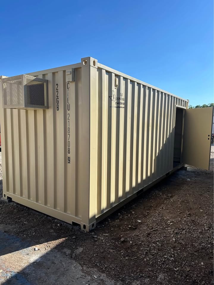 custom_20ft_40ft_shipping_container_1.jpg Custom 20ft/40ft Shipping Container – Insulated w/ Electric & Door – Ready to Go! - Image 1