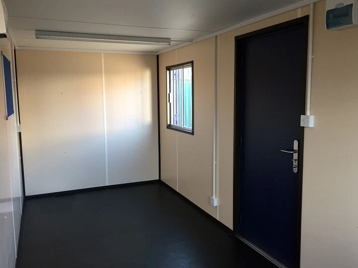 Portable Storage Shipping Containers Available in stock Now ! - Image 4