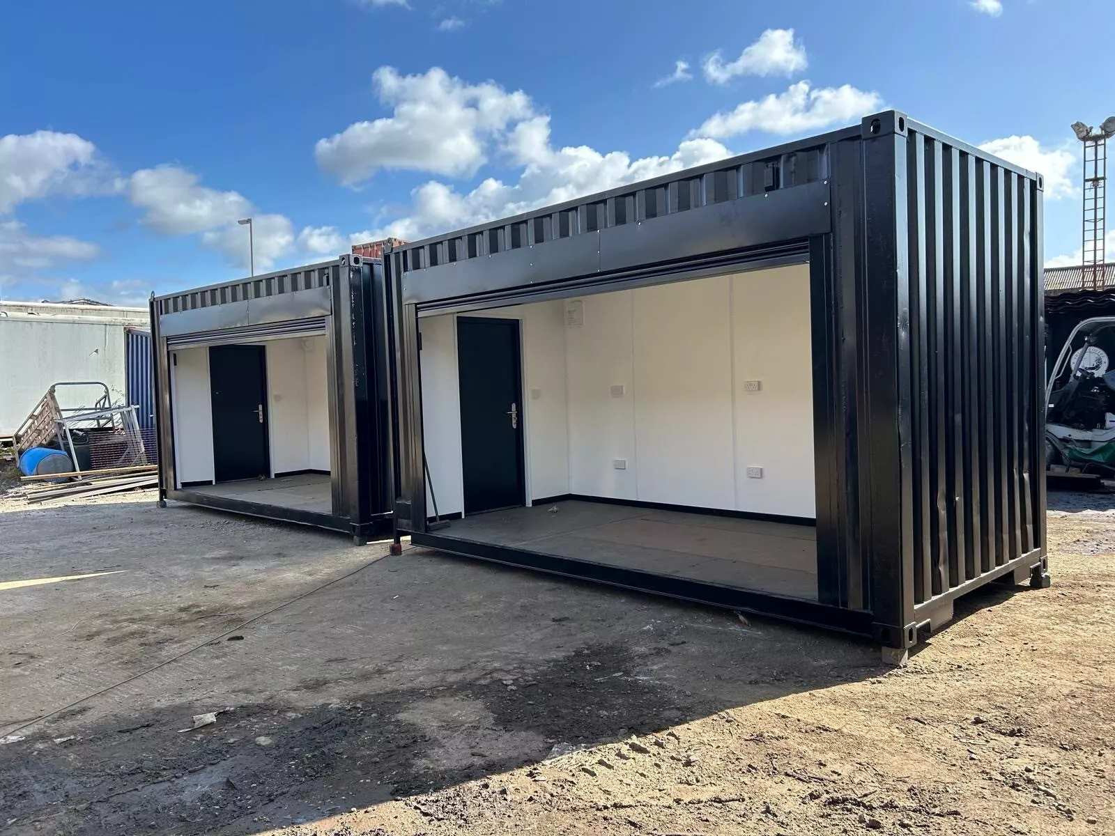 Roll Up Door Shipping Container -Street Food Coffee Shop Bar – Nationwide Delivery - Image 2