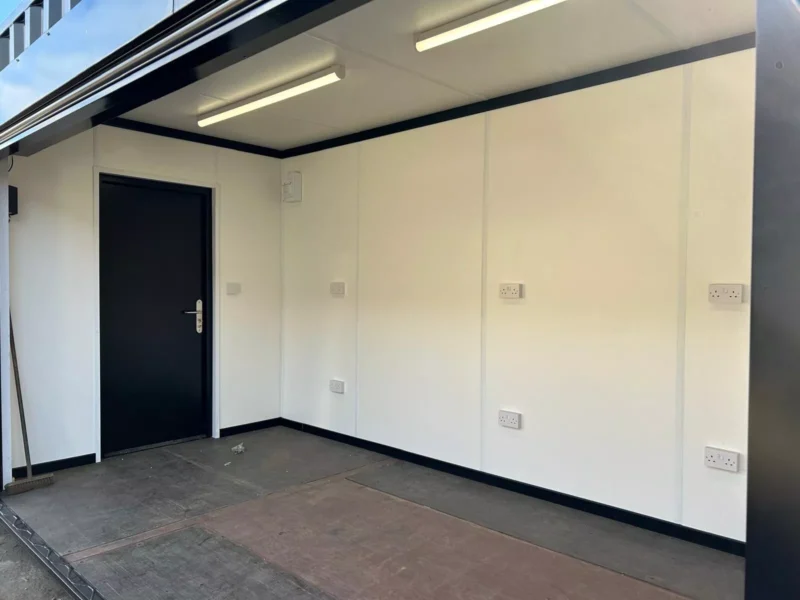 Roll Up Door Shipping Container -Street Food Coffee Shop Bar – Nationwide Delivery - Image 6