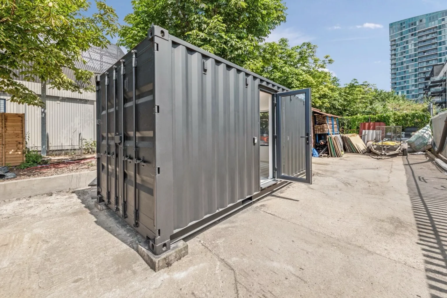 Stunning 20ft Modular Container Home For Sale. - Image 2