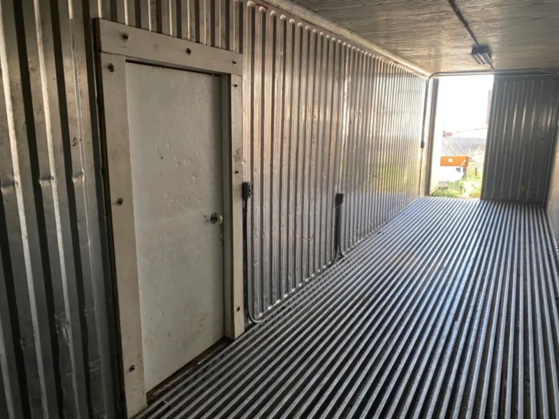 Used 40ft Refrigerated Shipping Container – With Custom Side Door Access - Image 7
