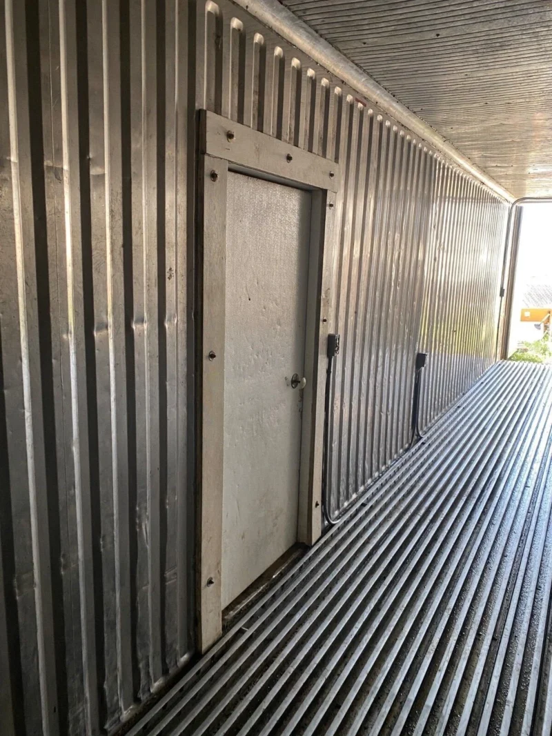 Used 40ft Refrigerated Shipping Container – With Custom Side Door Access - Image 8